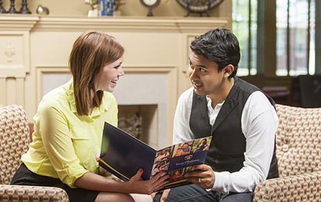 An Undergraduate Counselor helping a student.